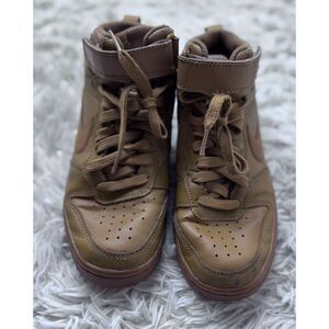 Boys Tan Nike High Top Sneakers size 4.5Y